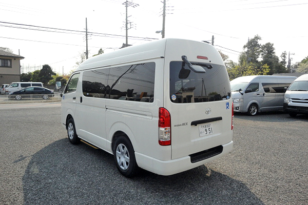 福祉車両　レンタカー　車椅子　リフト　レジアスエース(937)