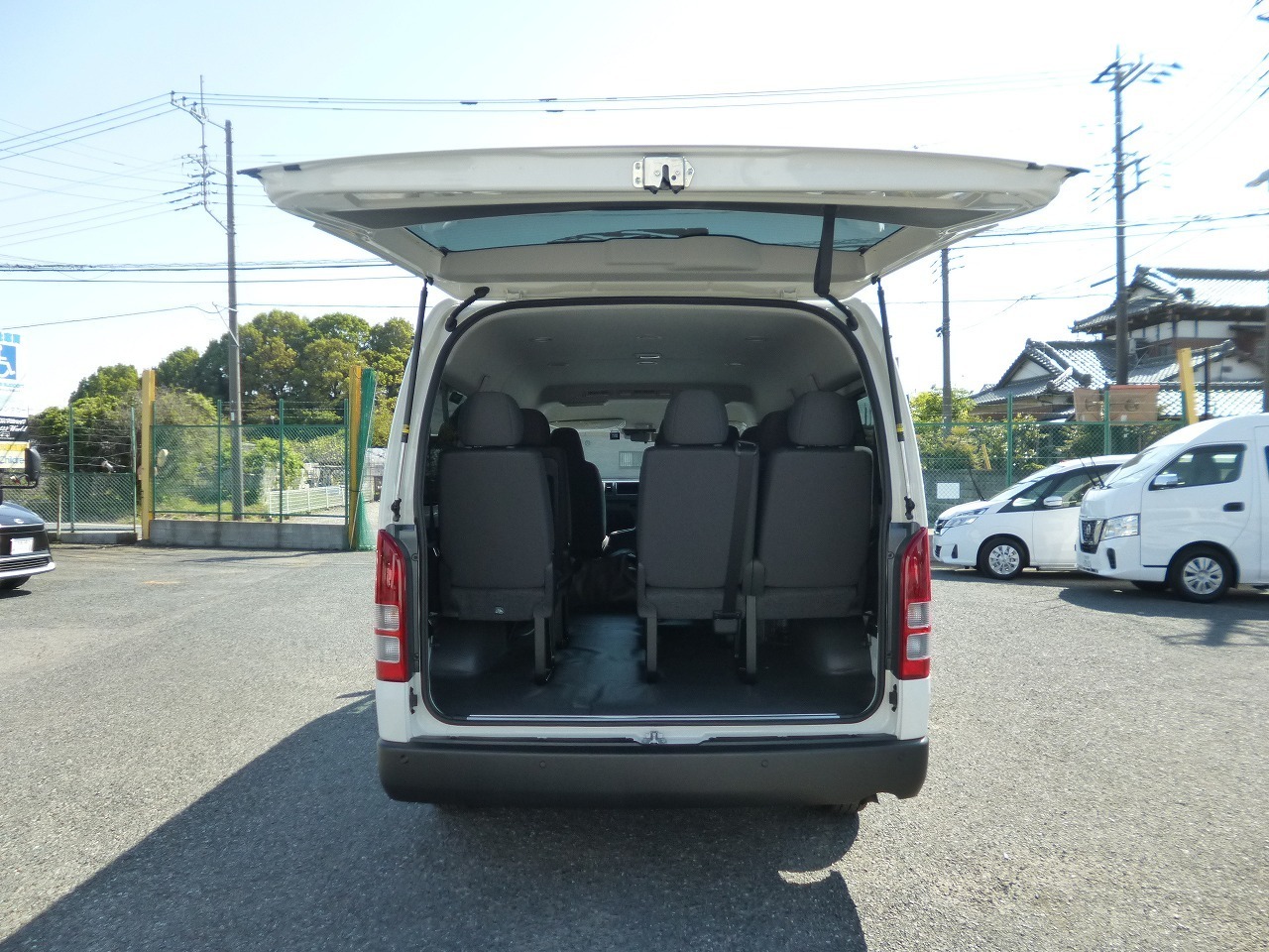 ワゴン車 1BOX レンタカー 10人乗り ハイエース(3073)