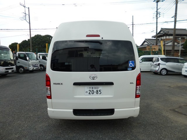 ワゴン車 1BOX レンタカー 10人乗り ハイエース(2085)