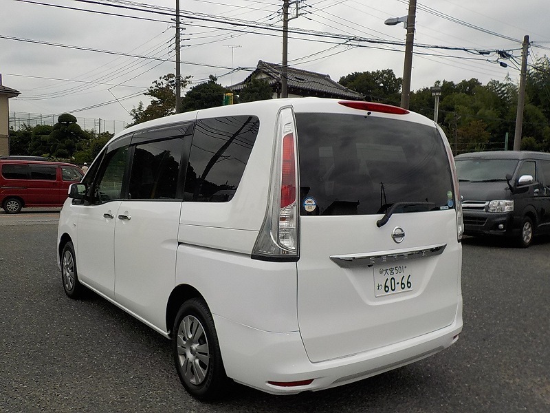 ワゴン車 1BOX レンタカー 8人乗り セレナ(6066)