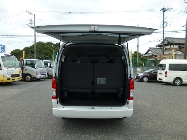 ワゴン車 1BOX レンタカー 10人乗り ハイエース(1246)