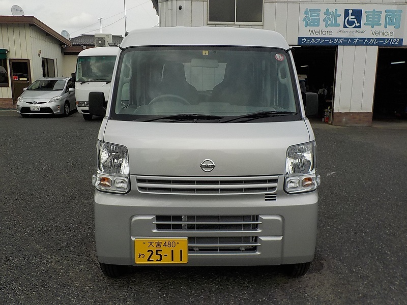 軽自動車 バン レンタカー NV100(2178)