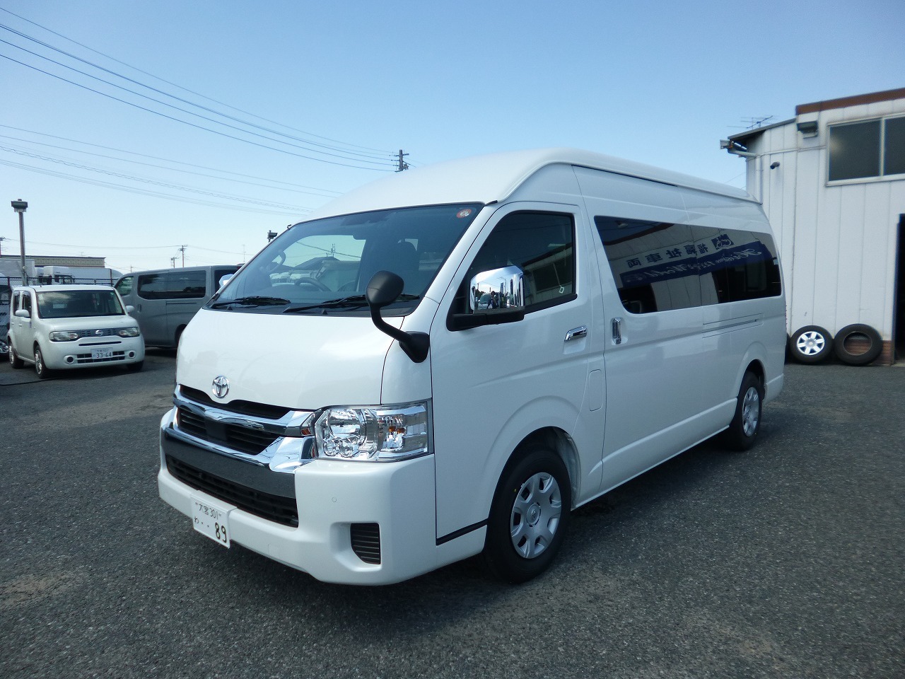 ワゴン車 1BOX レンタカー 10人乗り ハイエース(5120)