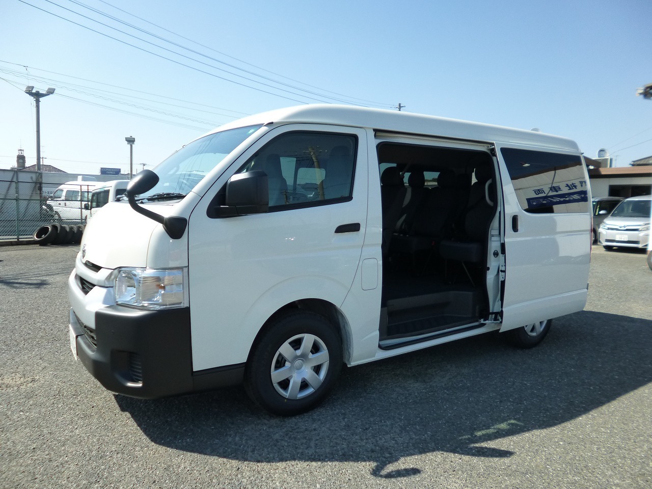 ワゴン車 1BOX レンタカー 10人乗り ハイエース(3073)