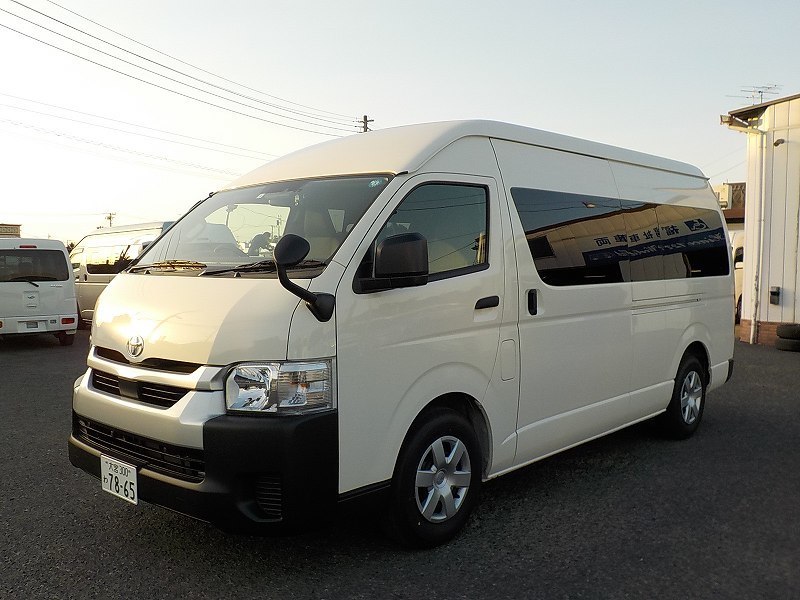 ワゴン車 1BOX レンタカー 10人乗り ハイエース(3892)