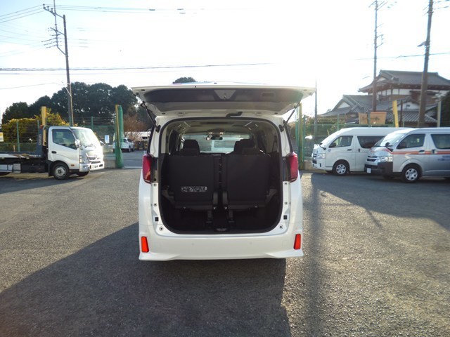 ワゴン車 1BOX レンタカー 7人乗り アルファード(674)