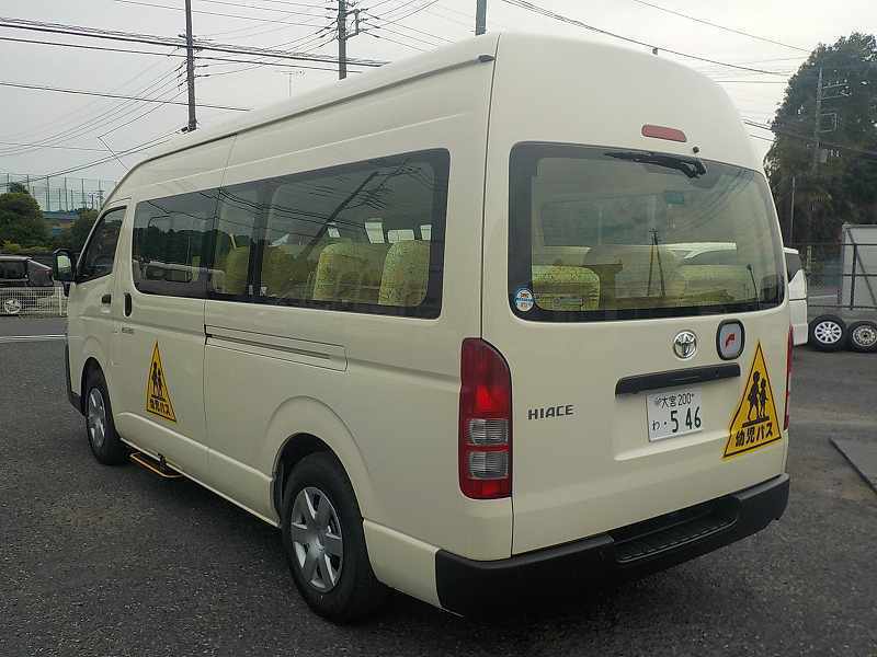 幼稚園バス・幼児バス レンタカー 中型 ハイエース(288)