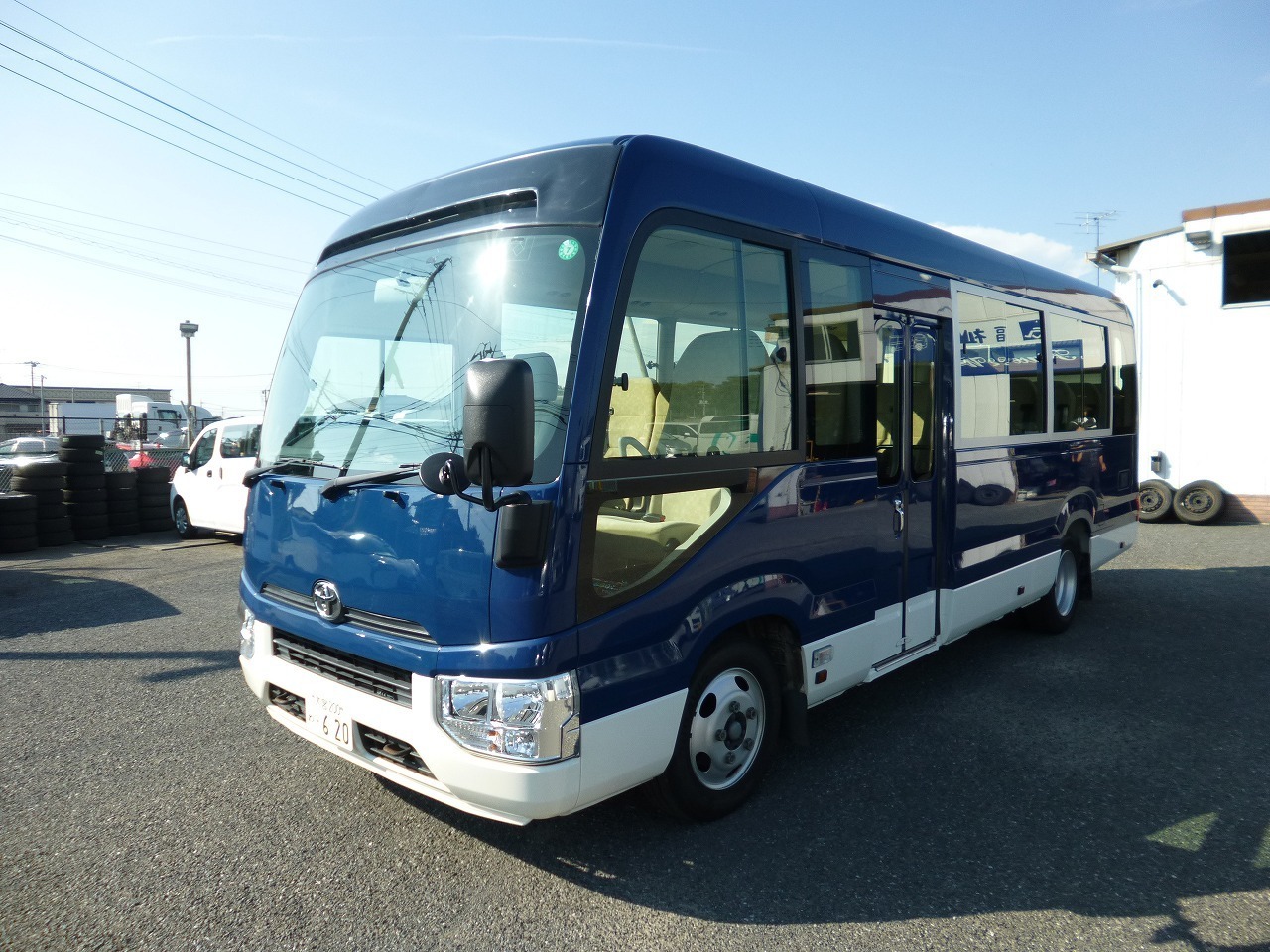 マイクロバス レンタカー トヨタコースター 29人乗り(337)