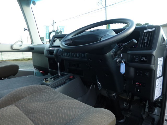 マイクロバス レンタカー トヨタコースター 29人乗り(629)