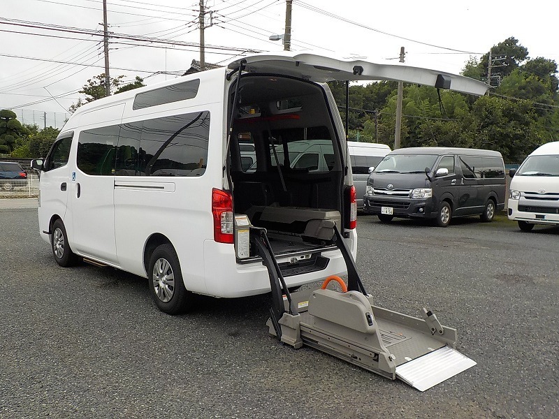 福祉車両　レンタカー　車椅子　リフト　キャラバン(1297)