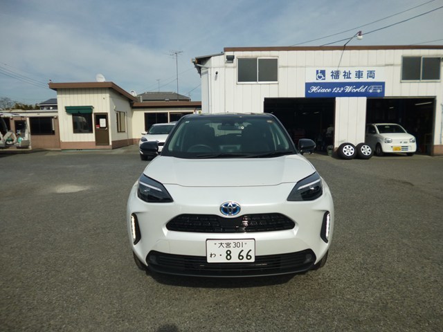 SUV車　レンタカー 5人乗り ヤリスクロス(866)