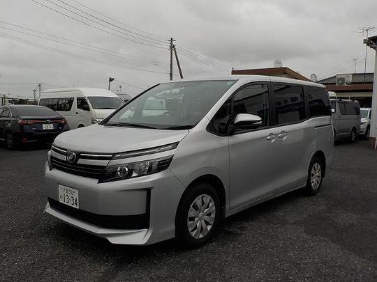 8人乗りミニバン1 4万円 日 代車用格安レンタカー ウェルレンタカー 埼玉県