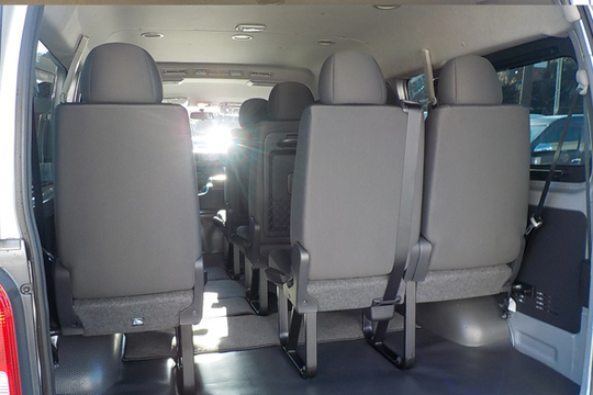 10人乗り大型ワゴン1 9万円 日 代車用格安レンタカー ウェルレンタカー 埼玉県 10人乗り大型ワゴン1 9万円 日 代車用格安レンタカー ウェルレンタカー 埼玉県