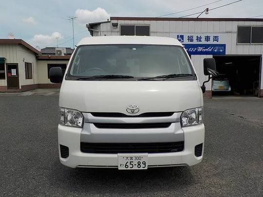 10人乗り大型ワゴン1 9万円 日 代車用格安レンタカー ウェルレンタカー 埼玉県