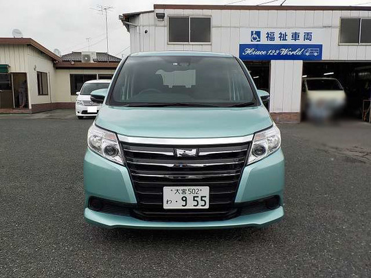 8人乗りミニバン1 4万円 日 代車用格安レンタカー ウェルレンタカー 埼玉県